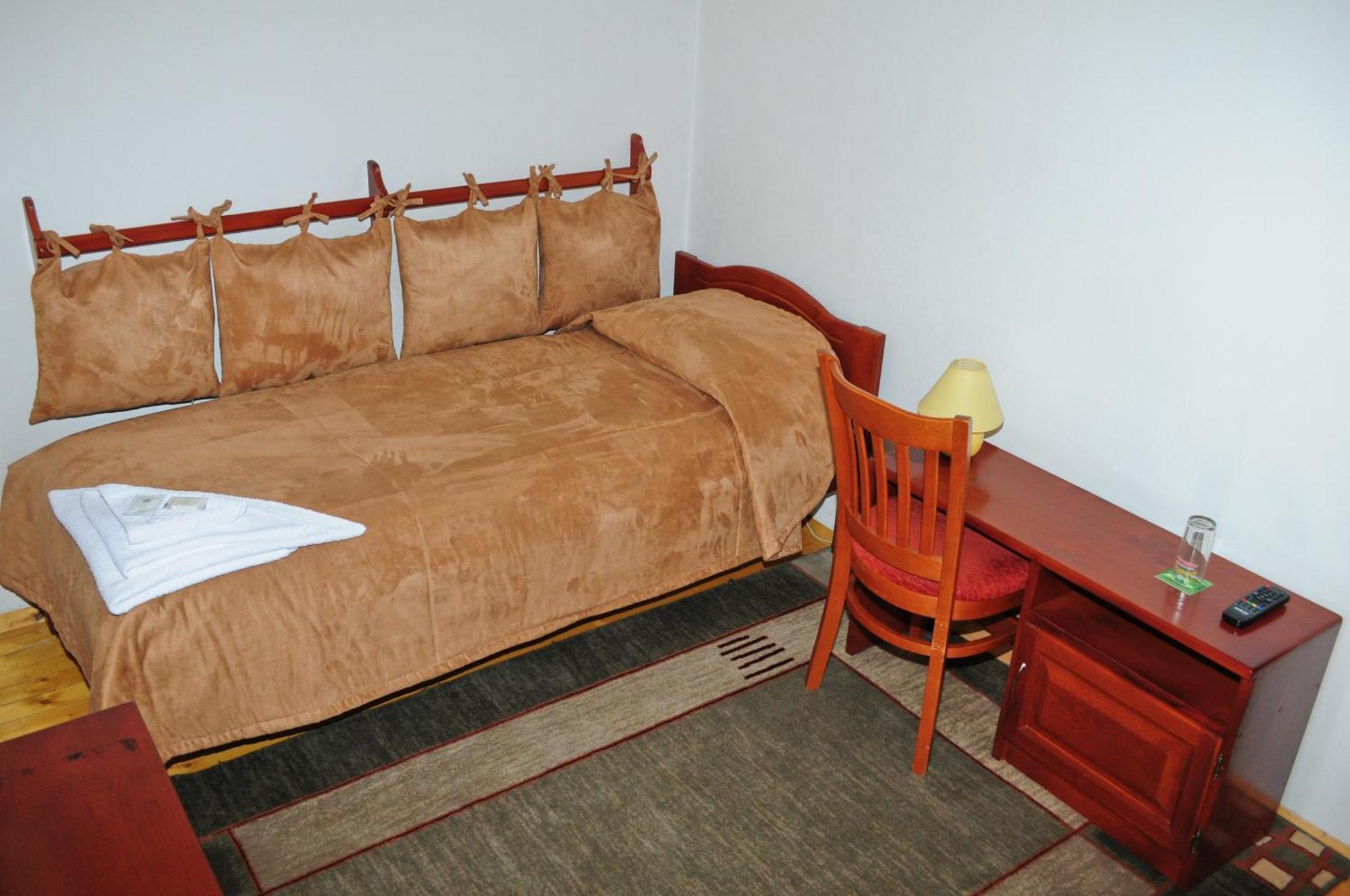 Kris Guest House Ντέβιν Δωμάτιο φωτογραφία