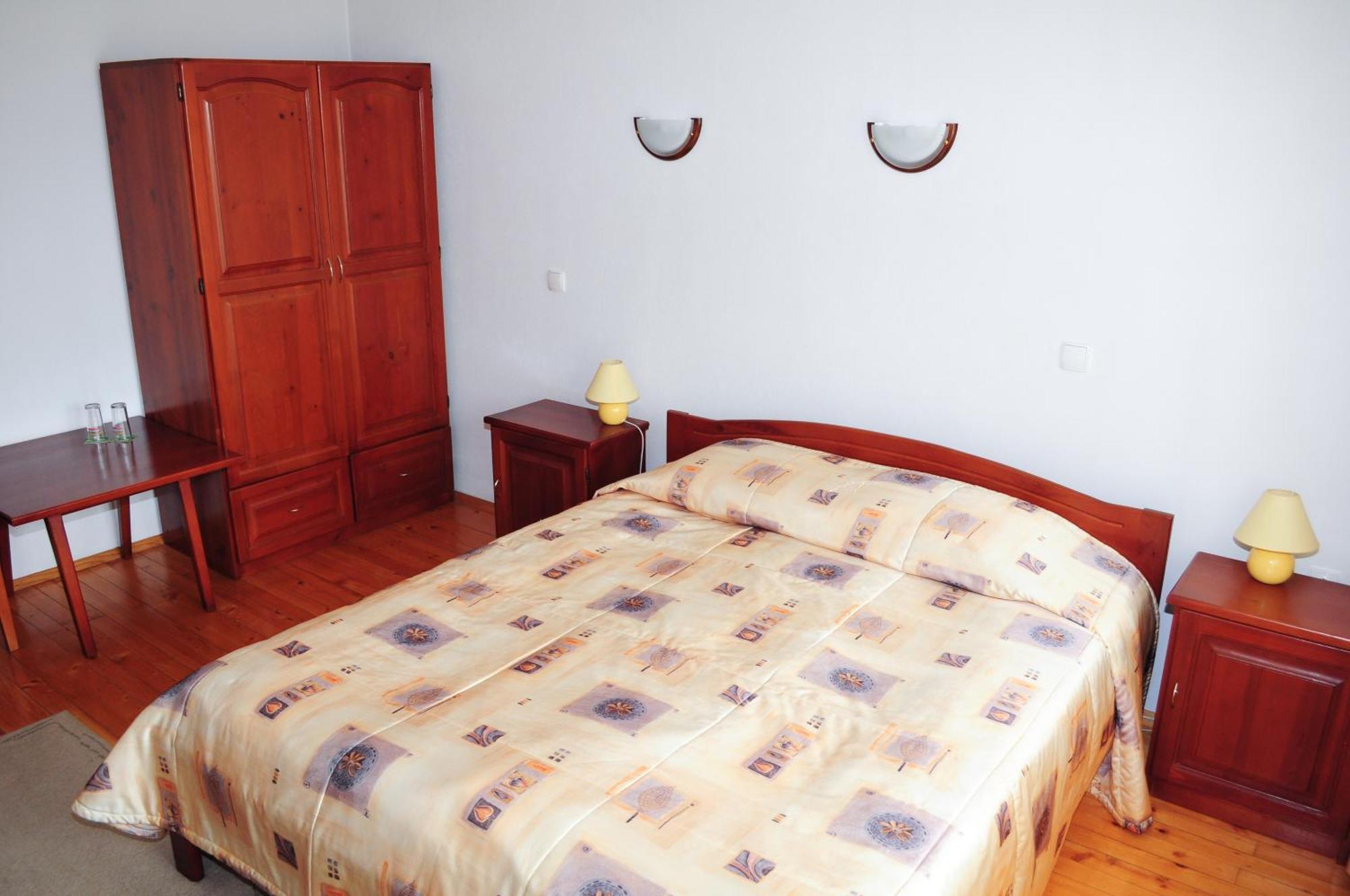 Kris Guest House Ντέβιν Δωμάτιο φωτογραφία