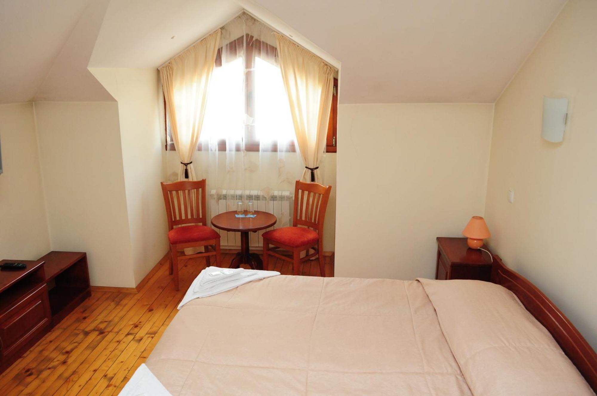 Kris Guest House Ντέβιν Δωμάτιο φωτογραφία