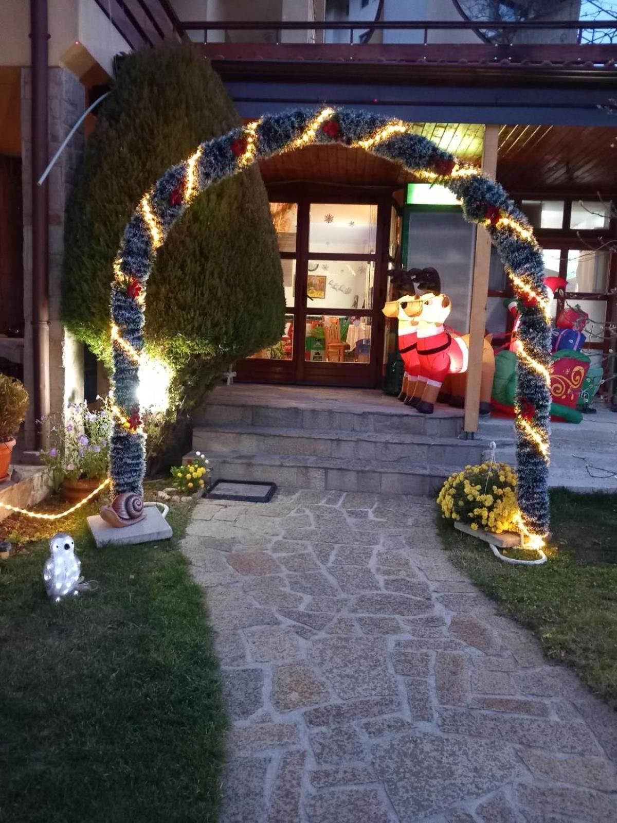 Kris Guest House Ντέβιν Εξωτερικό φωτογραφία