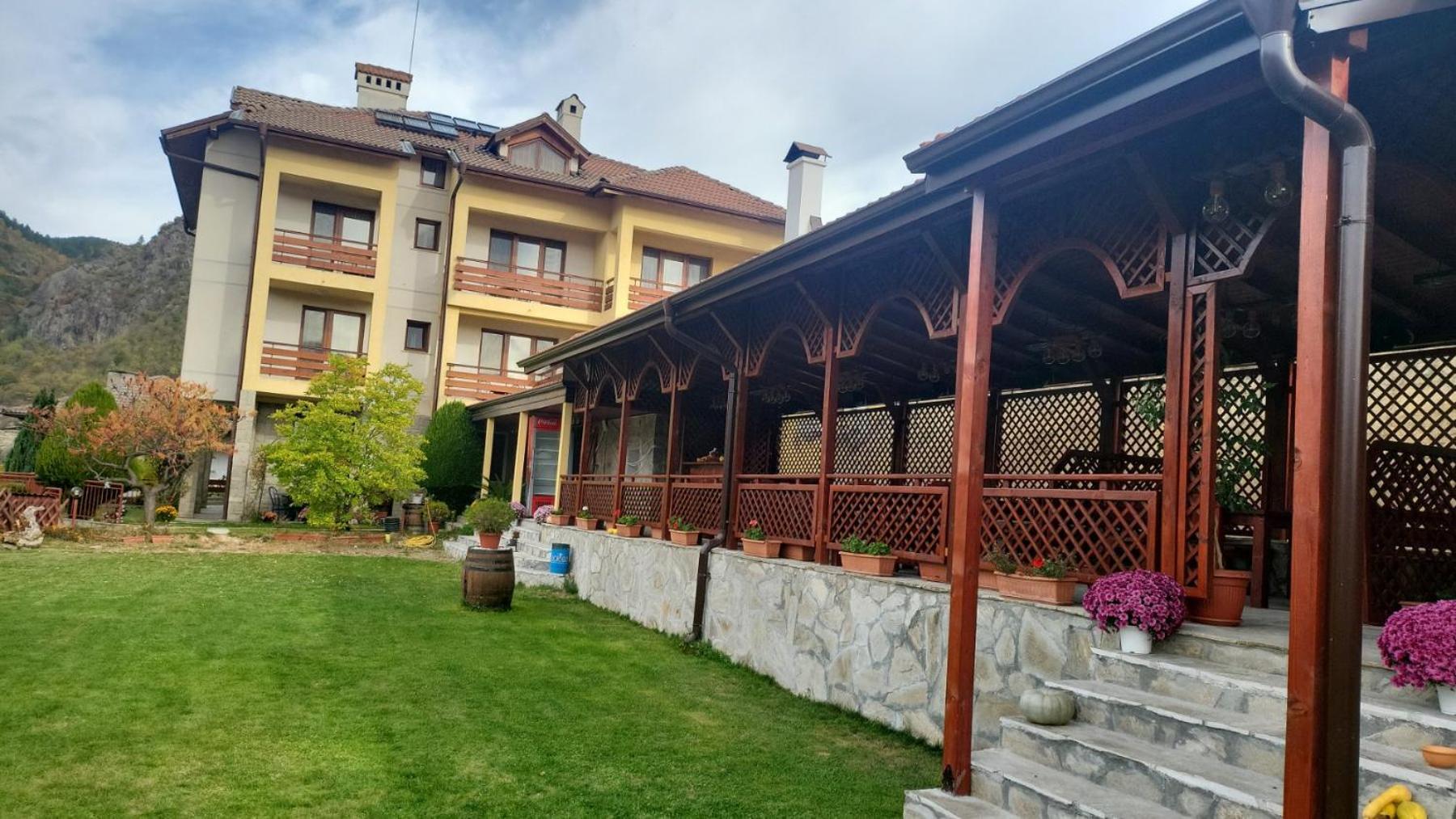 Kris Guest House Ντέβιν Εξωτερικό φωτογραφία