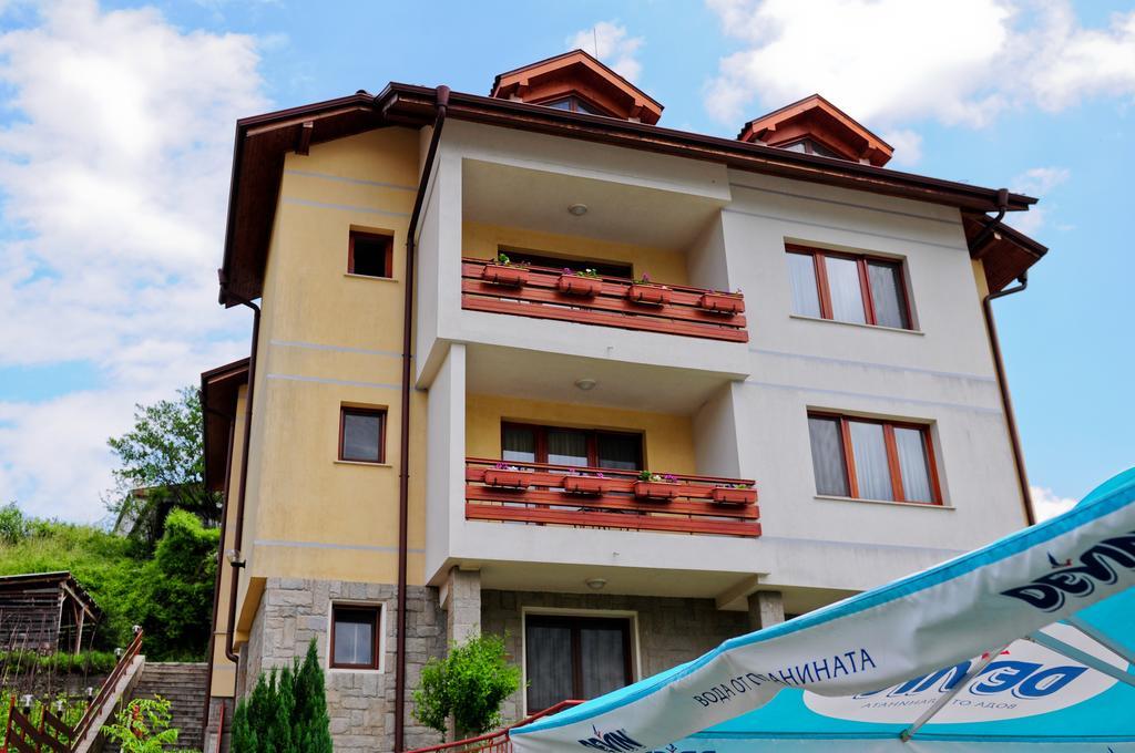 Kris Guest House Ντέβιν Εξωτερικό φωτογραφία